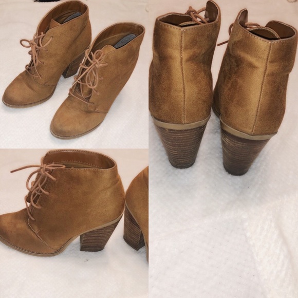 🙈Lace booties 🙈 - Picture 2 of 2